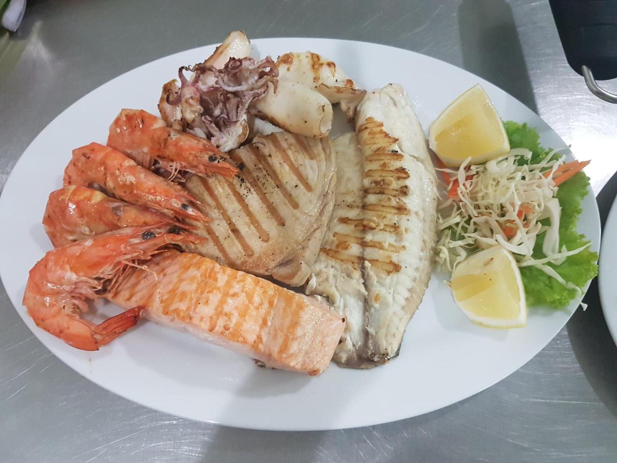 Nice To Meat You Rooms Patong Buitenkant foto