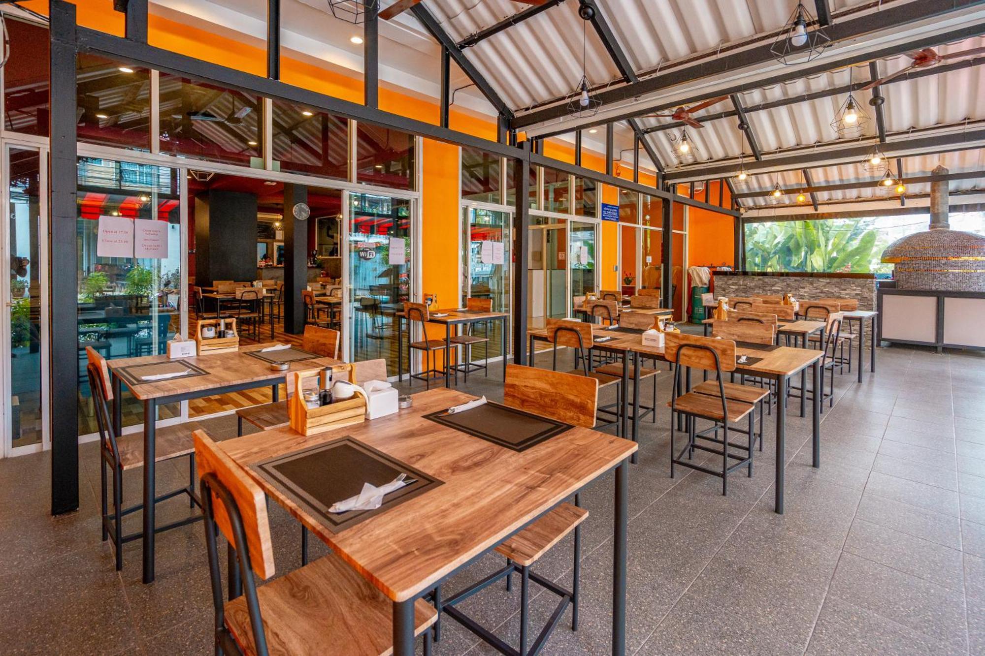 Nice To Meat You Rooms Patong Buitenkant foto