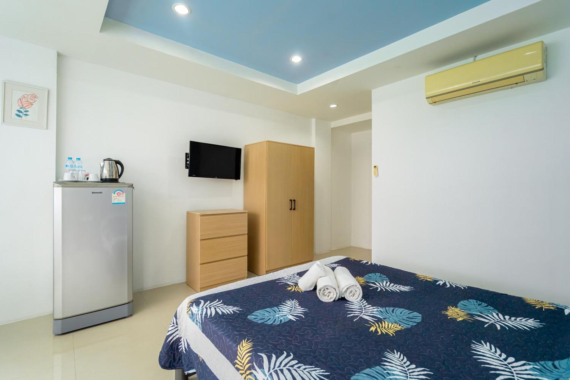 Nice To Meat You Rooms Patong Buitenkant foto